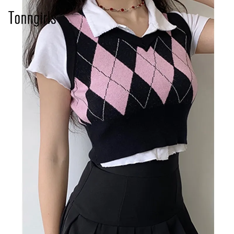 

Tonngirls V-neck Weater Vest Vintage Argyle Sweater Vest Women Black Sleeveless Plaid Knitted Crop Sweaters Casual Autumn Vest