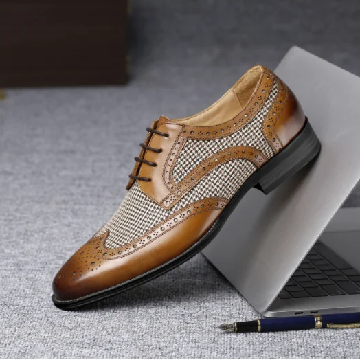 

Classic Retro Stitching Men's Leather Shoes Spring and Summer New Denim Fashion Brooch Men's Shoes Business Casual Leather Shoes