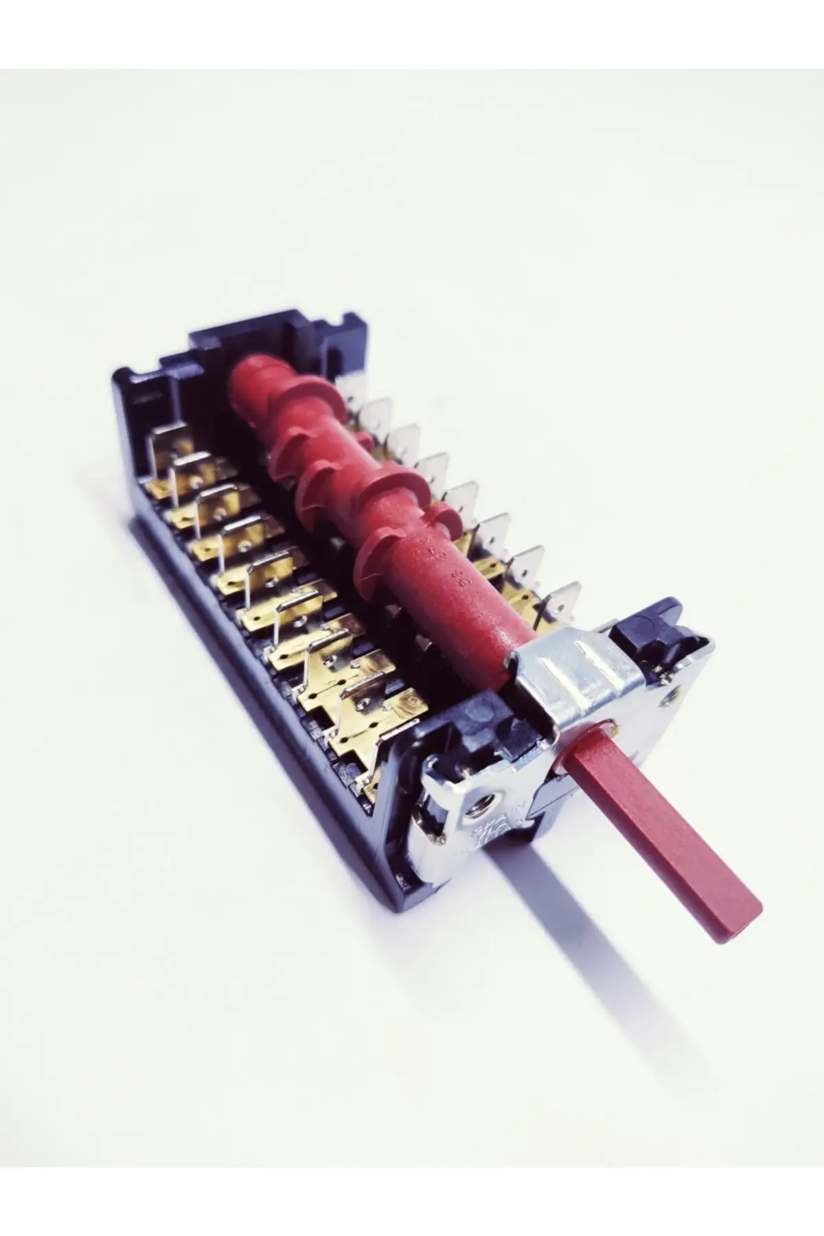 

Commutator (Oven Switch)-32010328