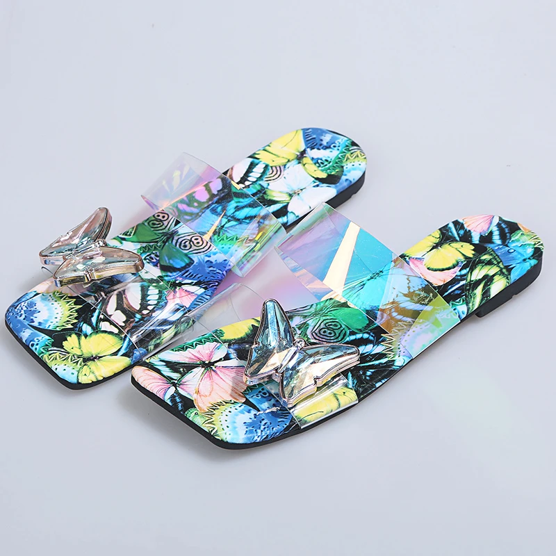 

2021 New Summer Slippers Light Princess Wind Fairy Wind Explosion Designer Sandals Female Flat Bow Transparent Beach Sandals