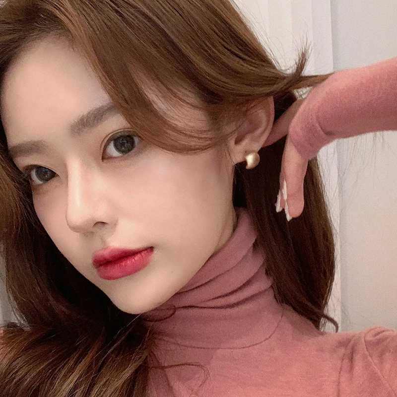 Корейские онлайн авторитетные изысканные полукруглые C образные серьги гвоздики