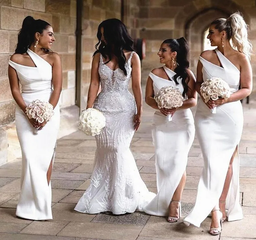 Женское вечернее платье на одно плечо длинное привлекательное белое с разрезом