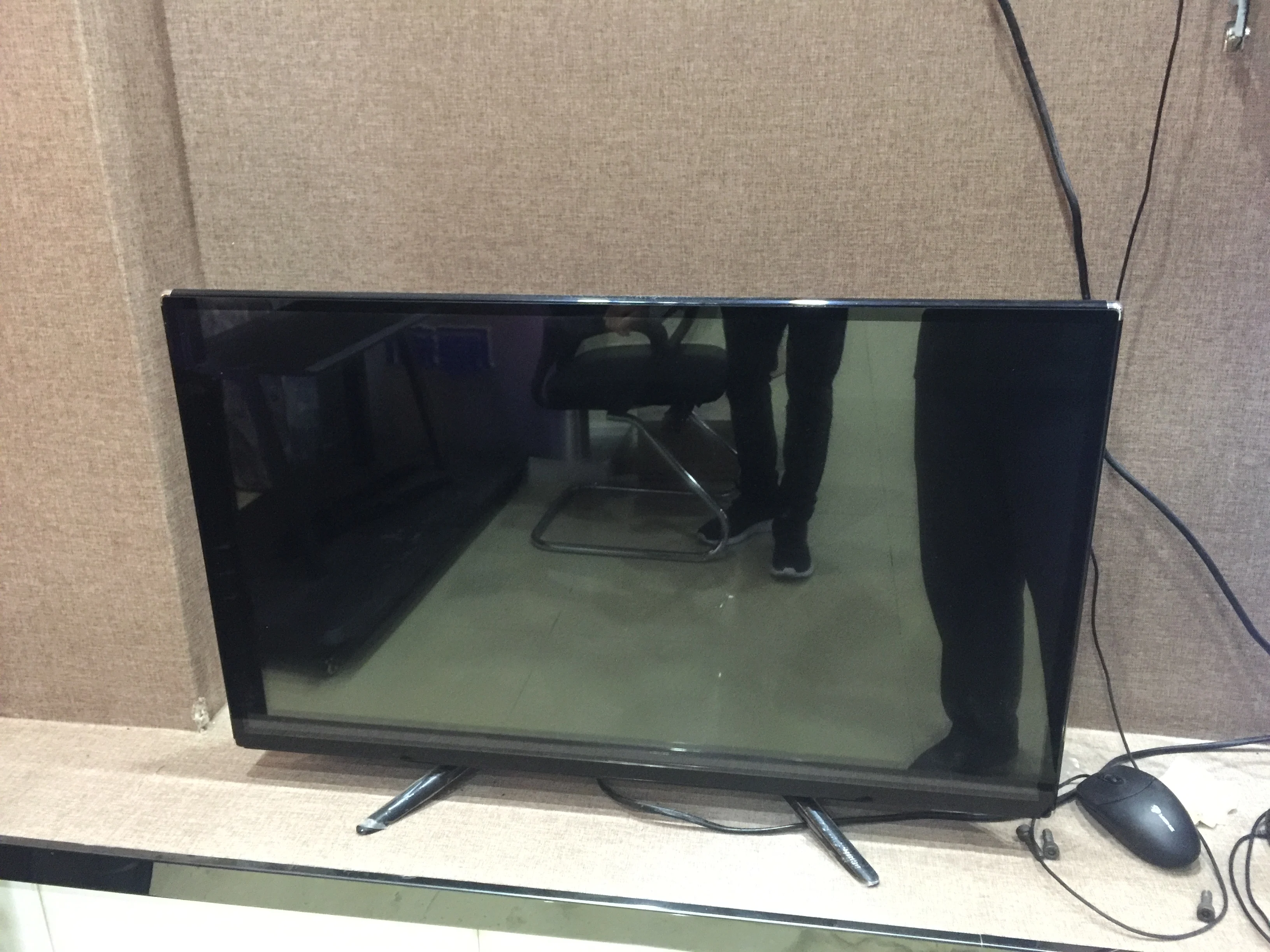 Оптовый интернет-ТВ T2 18,5 21,5 23,6 дюймовый LED-телевизор ТВ 19, 22, 24 дюйма