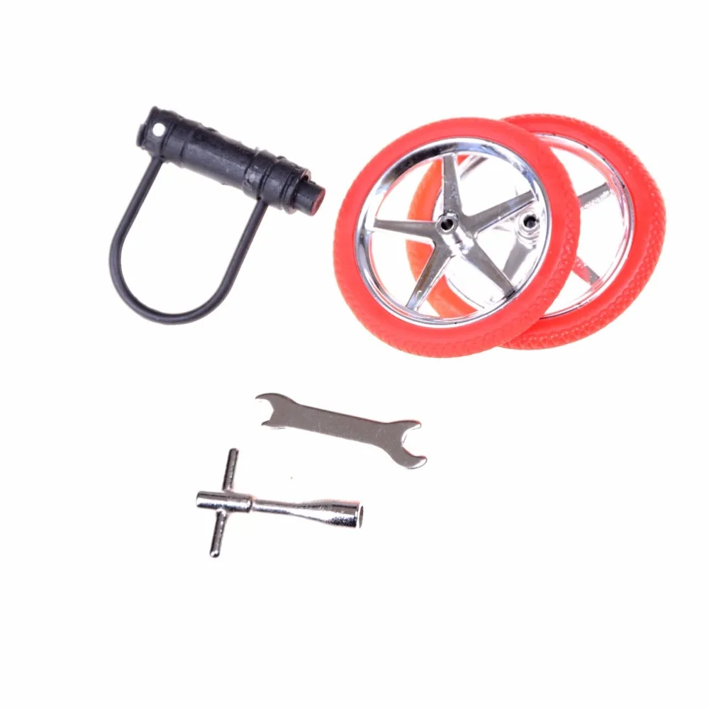 

Novelty Mini Finger Bikes Boy Toy Creative Game BMX Bike Toys Model Bicycle Fixie with Spare Tire Tools Funny Gift