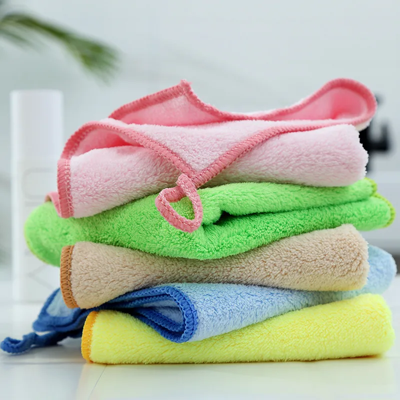 

1Pc 30x30cm Square Coral Fleece Hanging Soft Absorbent Kitchen Bathroom Kids Baby Small Hand Towel