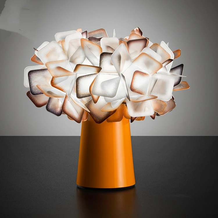 Современные Акриловые Настольные лампы в итальянском стиле модные для гостиной