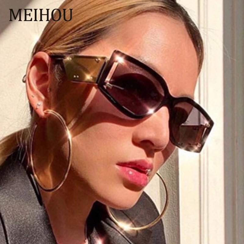 

Уникальные женские солнцезащитные очки для женщин в стиле панк Модные брендовые Для летних вечеринок сумка-рюкзак для путешествий с заклеп...