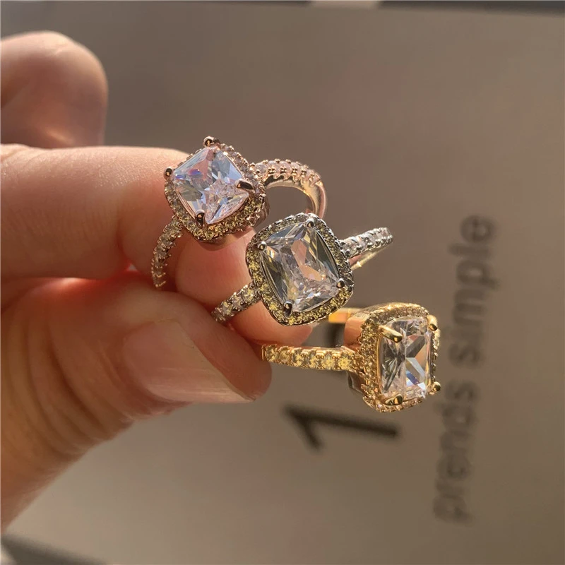 

Luxury Female Girl Big Crystal CZ Stone Ring silver color White Blue Purple Green Wedding Rings Promise Engagement Ring