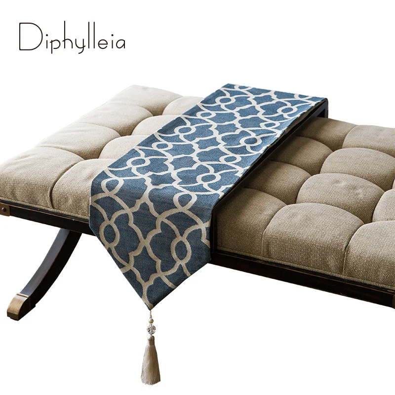 

Diphylleia Elegant Table Runner Monogram Geometric Pattern Jacquard Retro Blue Tapestry Long Tablecloth Low Key Luxury Home Deco