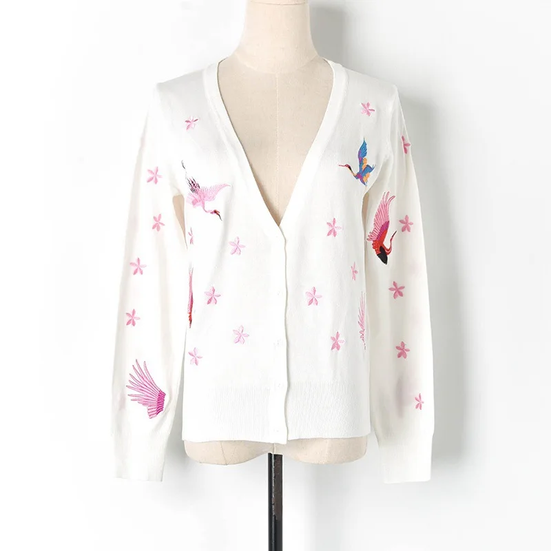 Женский вязаный кардиган с вышивкой журавль и цветов свитер v-образным вырезом