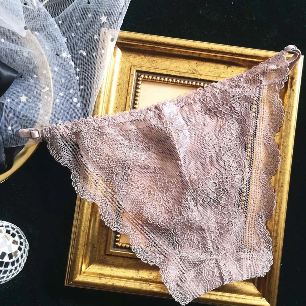 

Дышащие прозрачные стринги, сексуальные вышитые женские кружевные трусики, стринги для женщин, мини-стринги с бантом, нижнее белье