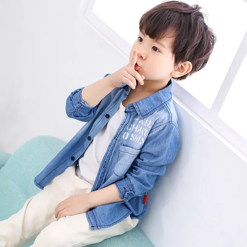 Модные комплекты одежды для маленьких мальчиков с героями мультфильмов