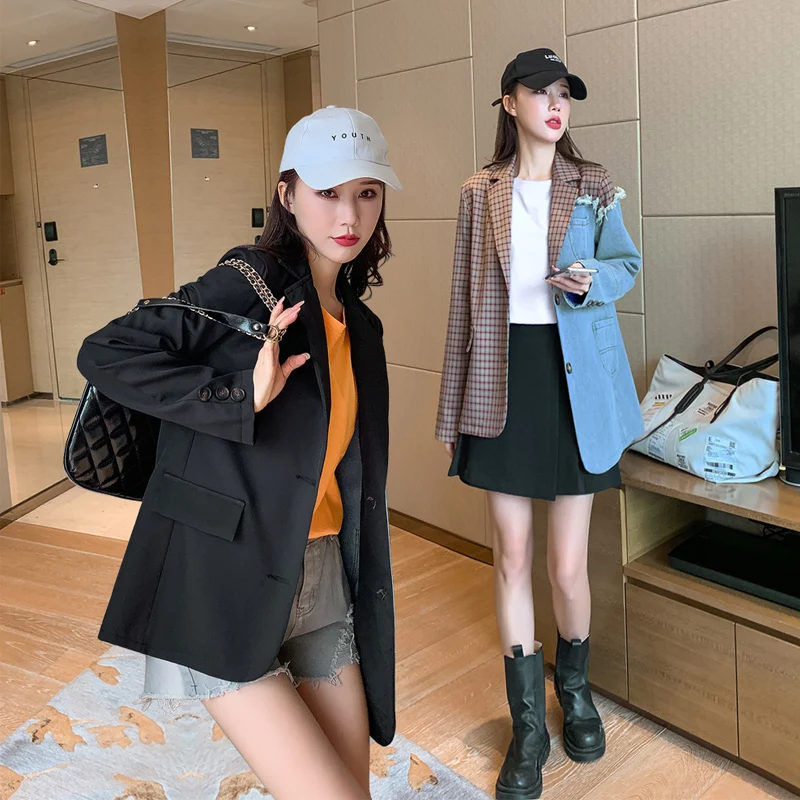 

2021 Korean fashion niche design sense denim stitching irregular small suit loose and versatile jacket female trend