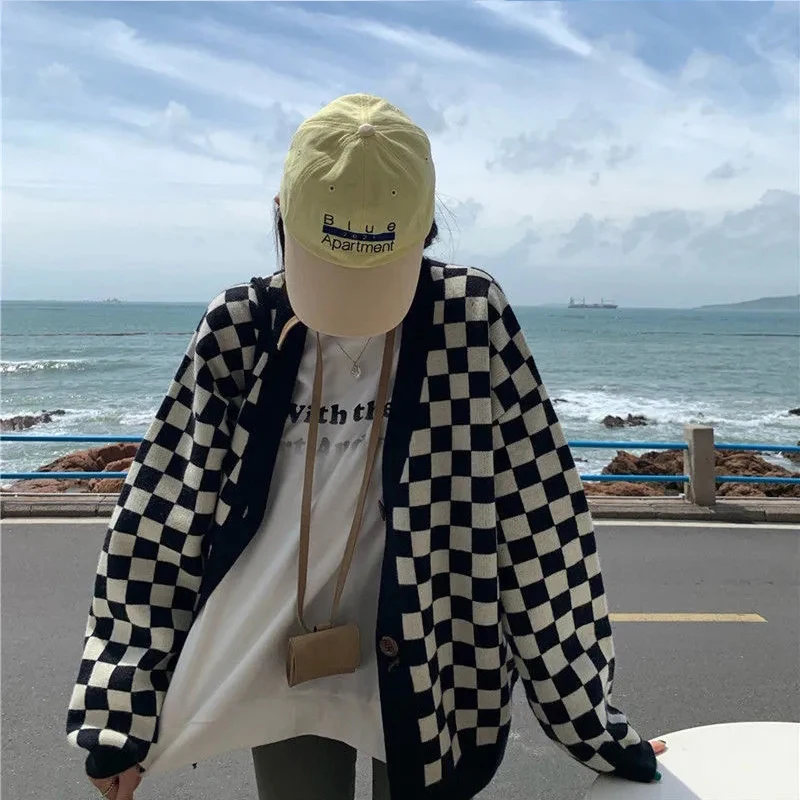 

Checkered Sweater Korean Fashion Cardigan Designer Chessboard Women Sweater Single Breasted Knitted Garment Loose Plaid Jumper