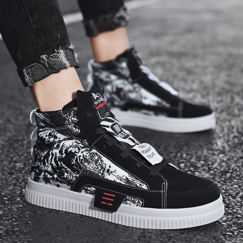 

New High Top Shoes for Men Casual Walking Shoes Couple Graffiti Men Trainers Zapatillas Hombre Scarpe Uomo Running Sneakers