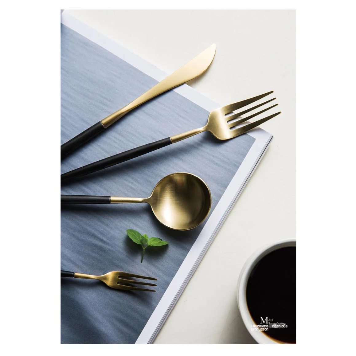 

Black Gold Flatware 17 Pieces Matte 304 Stainless Steel Cutlery Set for 4 Including Forks Spoons Knives Home Kitchen