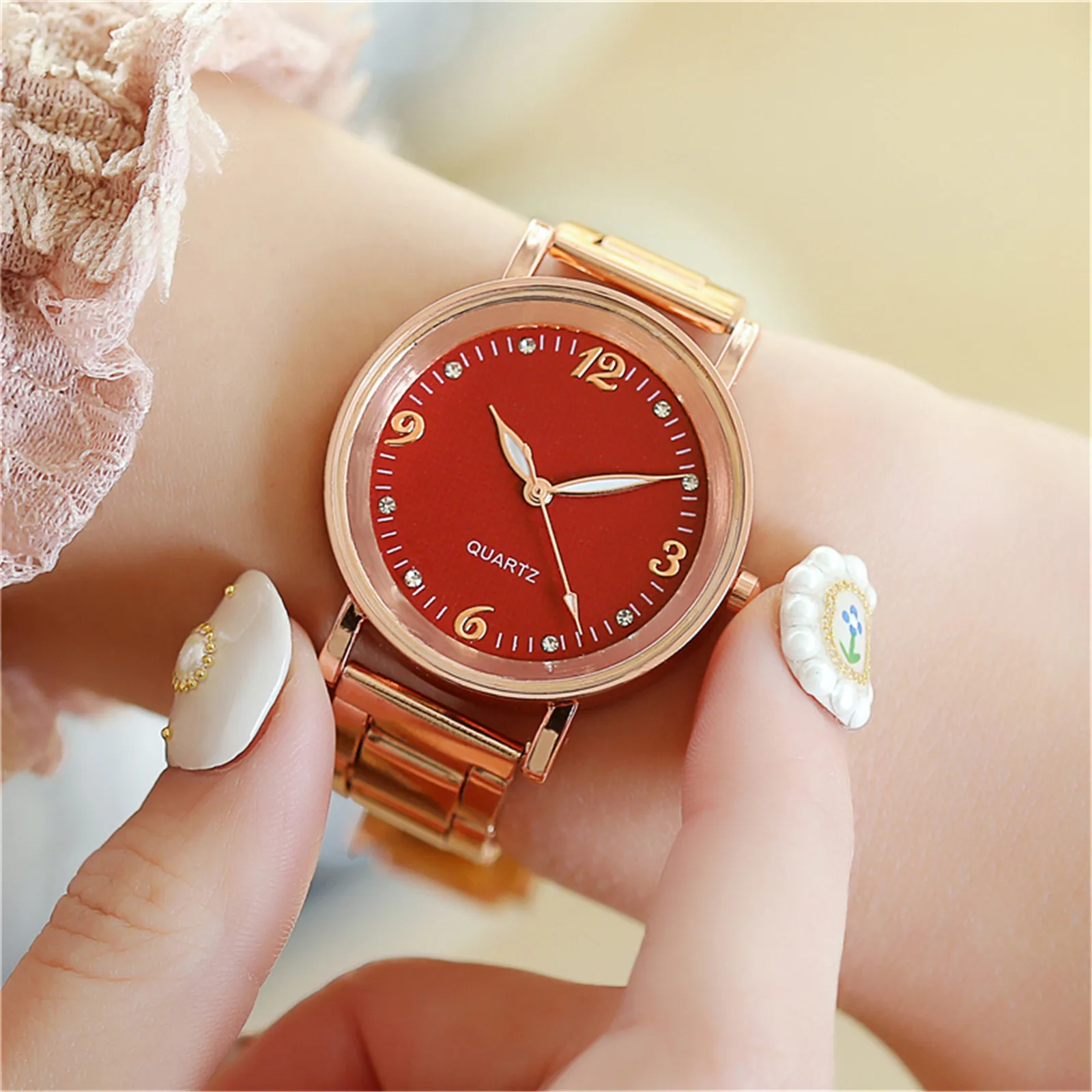 

Popular Women Watches New Design Female Clock Quartz Wristwatches Fashion Ladies Wrist Watch Relojes De Mujer Quartz Wristwatch