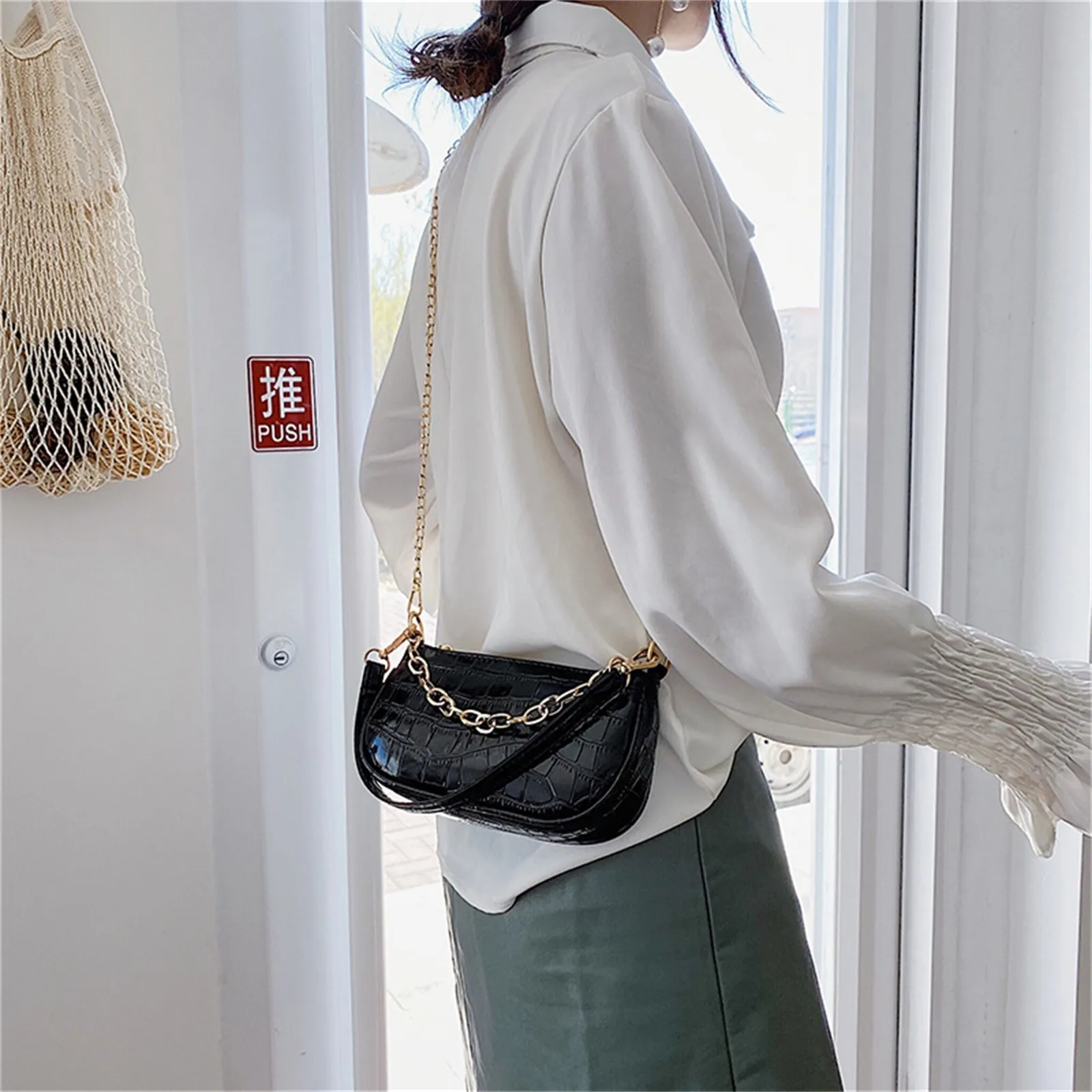 

Ladies All-match Messenger Bag Fashion Underarm Bag Ladies Leisure Single Shoulder Diagonal Underarm Designer Women's Bag