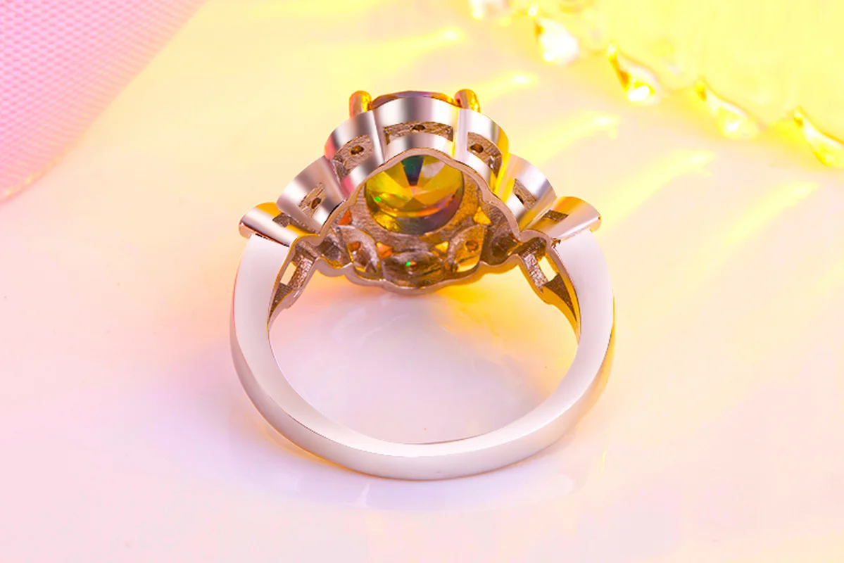 Модное креативное кольцо с постепенным изменением и полой бабочкой класса A CZ