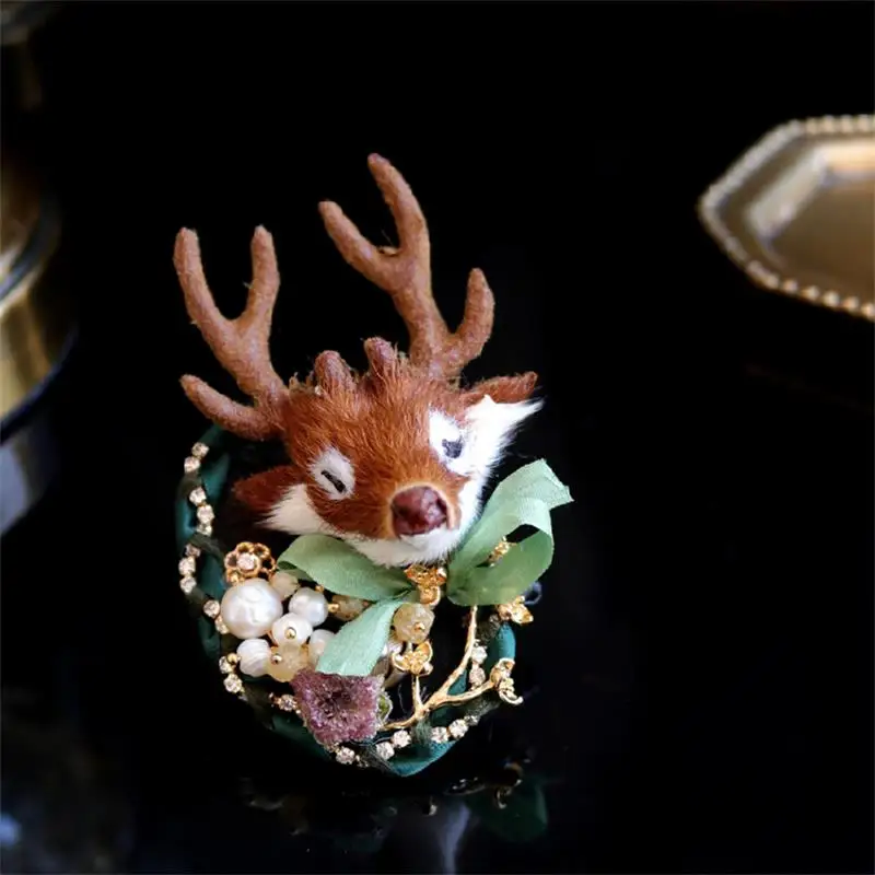 

Christmas deer brooch Natural Fresh Water Baroque Pearl Brooch For Women Party Beautiful Brooches Jewelry