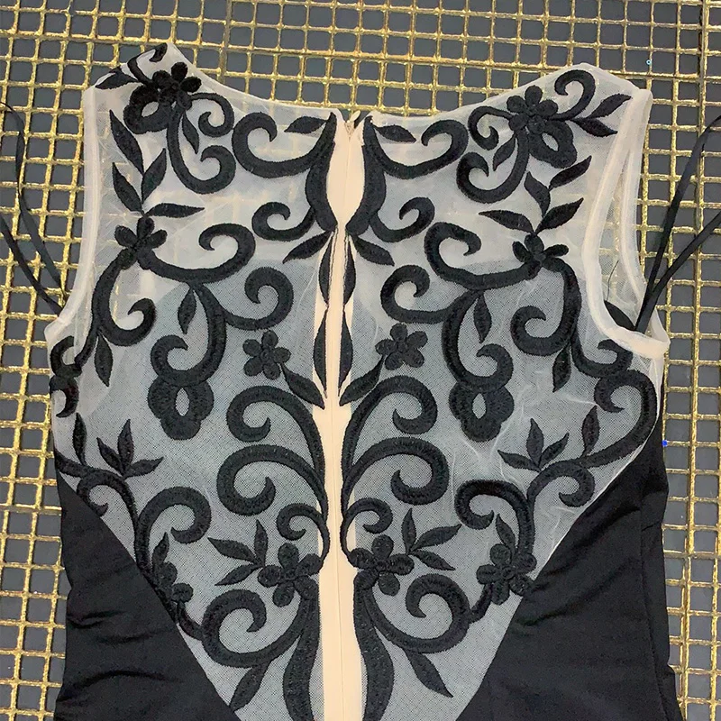 

mermaid O-neck Backless Embroidery flowers long dress Luxury ladies celebrity ladies 2020 arrivals sexy dress woman party night