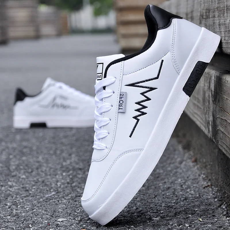 

2021 Low Heel Men Shoes Slip On Men Vulcanized Shoes Flat Male Shoe Lace Up Mens White Sneaker Shoes Soft Leather Shoes Men