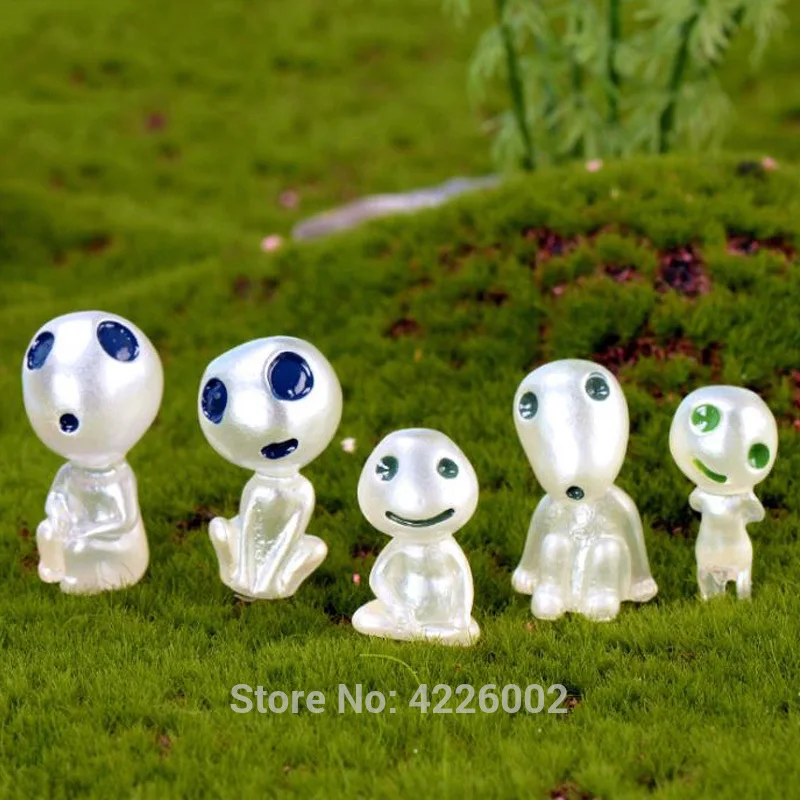 

10pcs Princess Mononoke Wood Kodama Ghibli Figure Spirit Elf Resin Glow in dark Luminous Colllectible Dolls Cartoon Model Toys