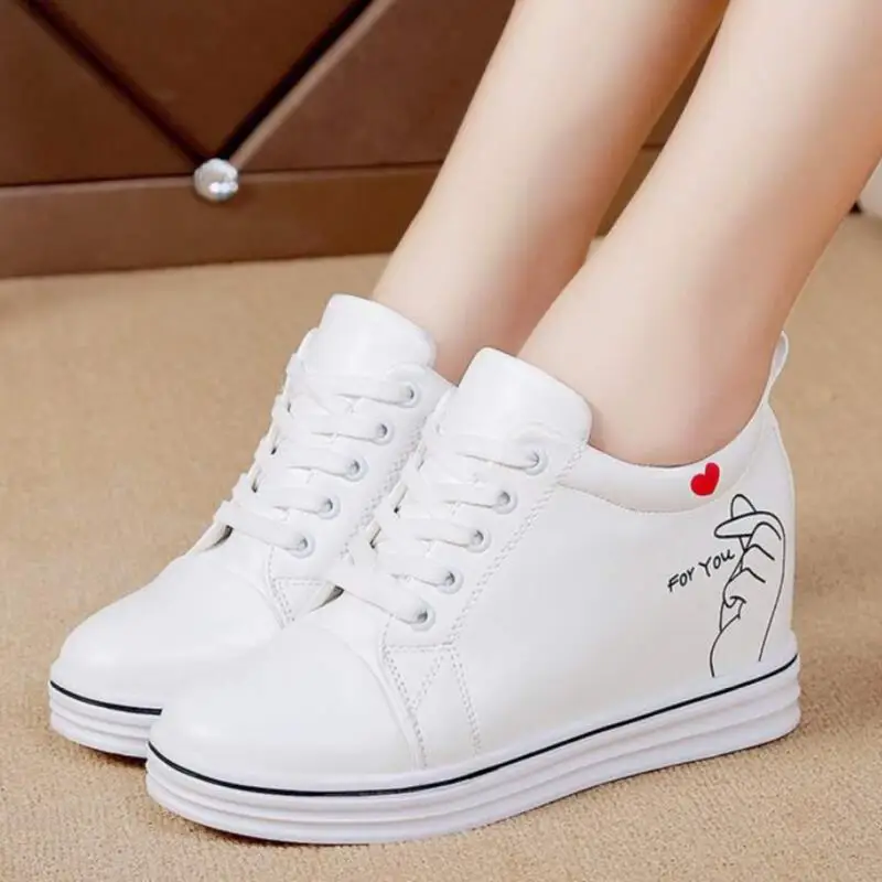 Женские туфли на скрытой танкетке повседневная обувь платформе высокий каблук