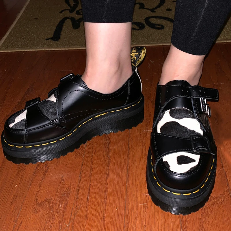 

Seal sail round-headed muffin thick-soled shoes women 2021 spring new cow pattern hundred soft sister low help single shoes