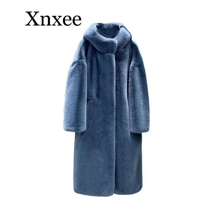 Рисунок 3 - Женская меховая куртка с длинным рукавом