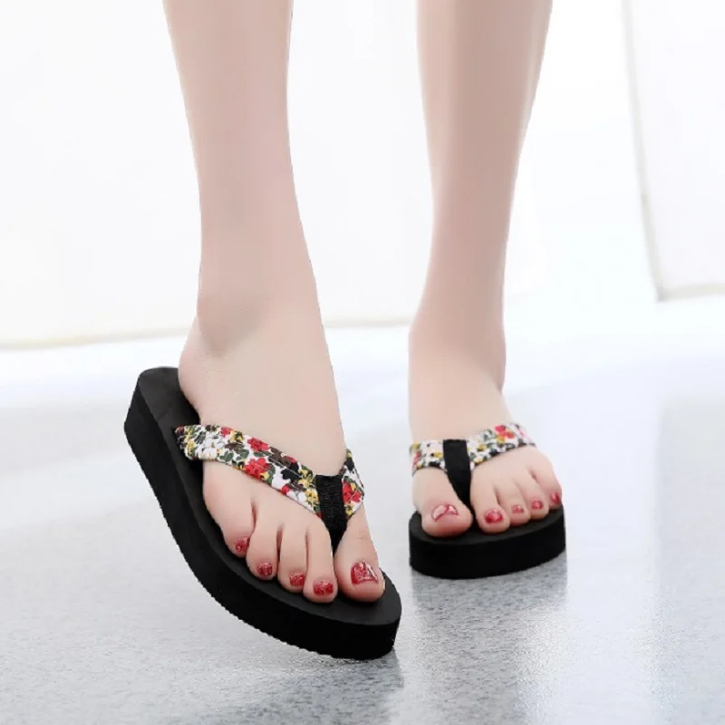 Шлепанцы Cresfimix женские модные сандалии с цветочным узором мягкие и удобные для