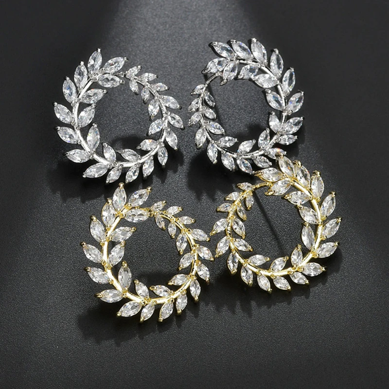 

Fashion Silver Leaf Design Stud Earrings For Women Summer Bijoux Accessories New Korea Style CZ Earing Christmas Bijoux Gift