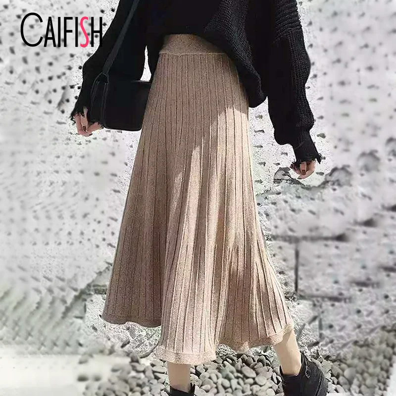 

CAIFISH Autumn Winter Knitted Women Long Skirt Korean Fashion Silver Lurex Shining High Waisted Pleated Maxi Skirt QH2065