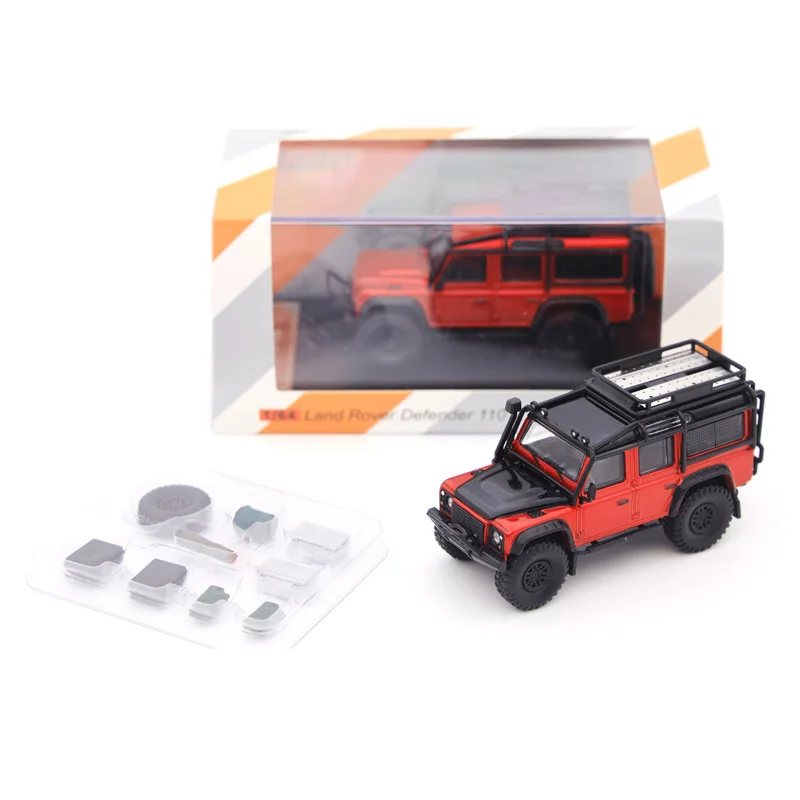 

Master LR Defender 110 Big wheels SUV With Luggage Diecast Model Car Orange 1:64 Toys Gifts