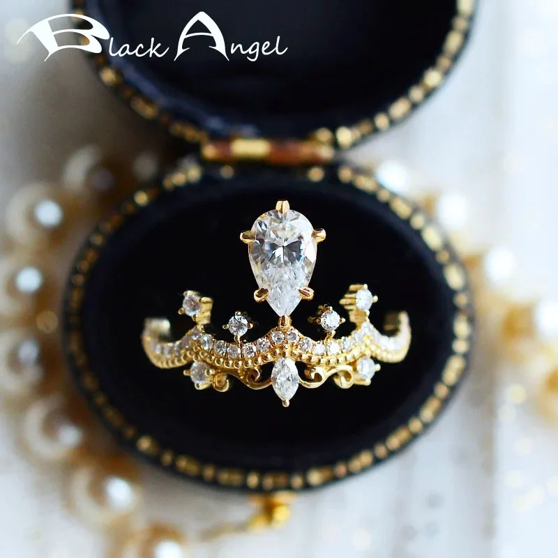 

BLACK ANGEL 2021 New Gold Ring for Women Elegant Princess Crown Inlaid Water Drop Crystal Shiny Zircon Fine Jewelry Wedding Gift