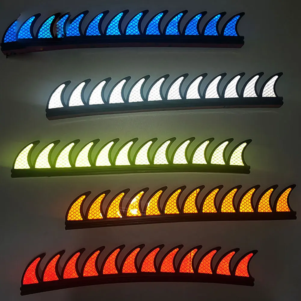 Светоотражающие наклейки Шипы пилы полосы для мотоциклетного шлема Mohawk Warhawk XR657 |