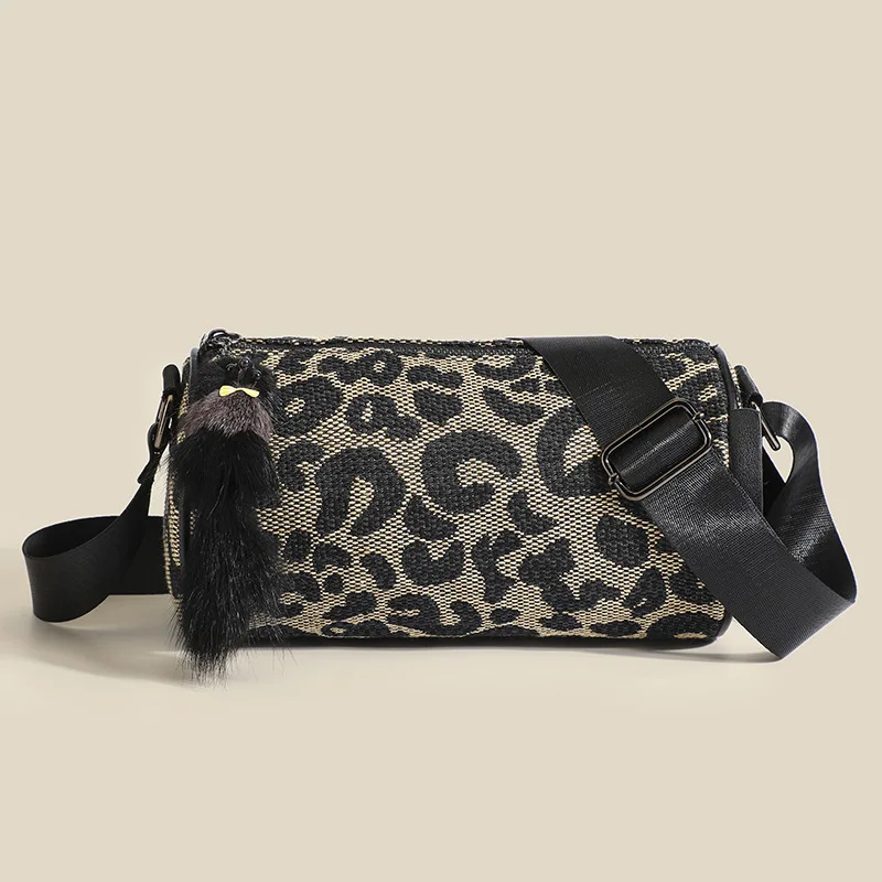 

Cylindrical Women's Shoulder Bag 2021 Vintage Personalized Leopard Print Crossbody Bag Wide Shoulder Strap Mini Underarm Pouch