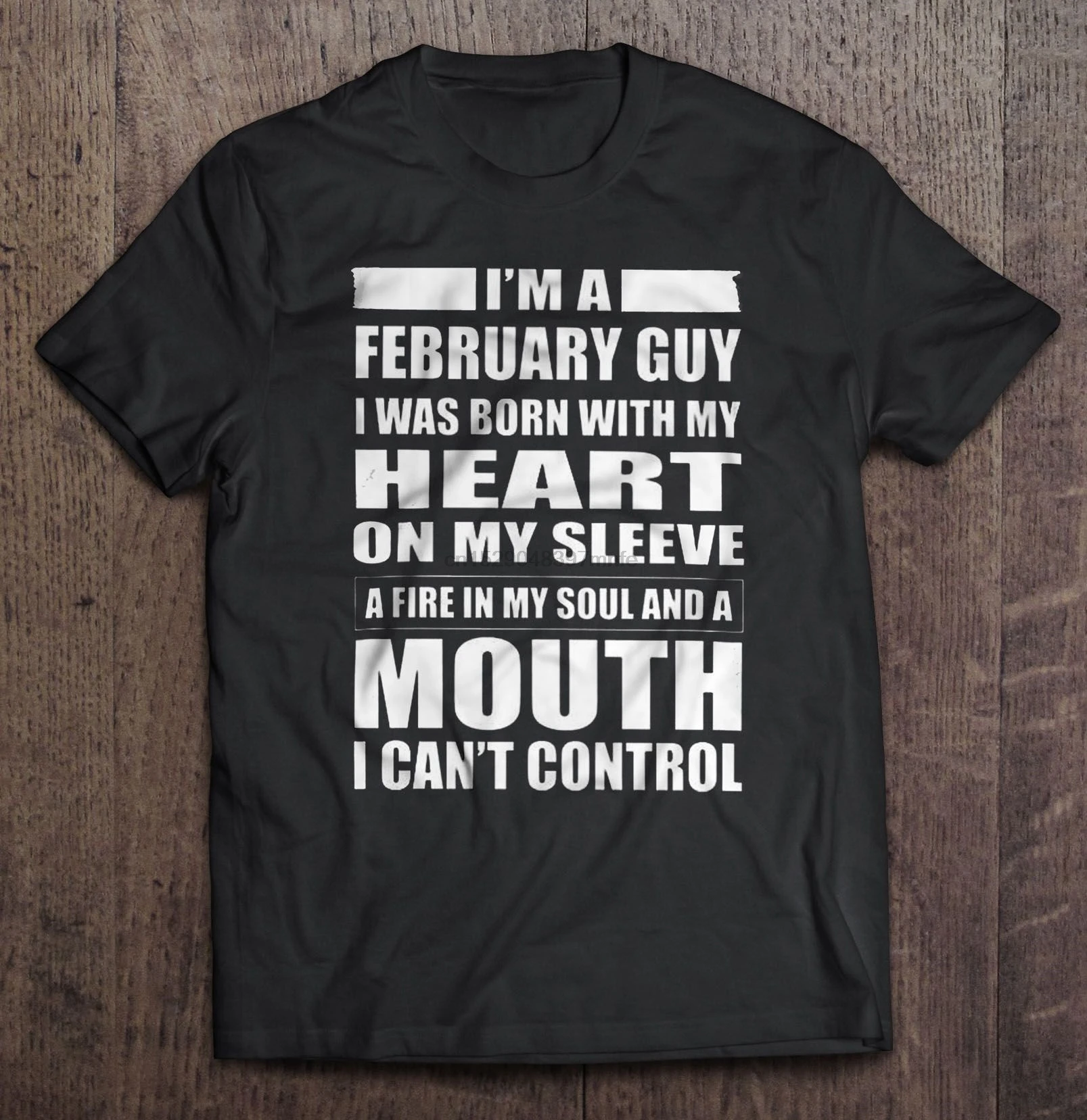 Мужская футболка я февральский человек был рожден с сердцем на моем рукаве