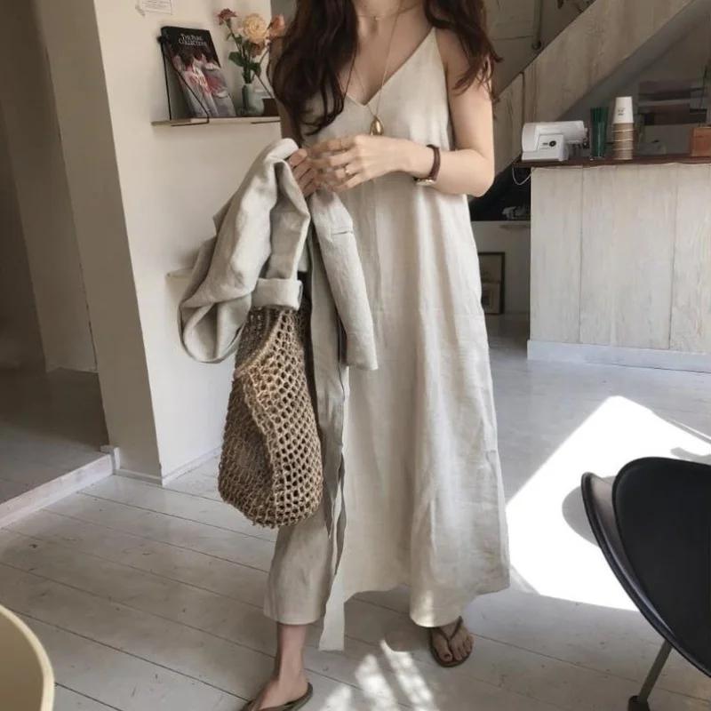 

Vintage Cotton Linen Women Dress Sexy V-Neck Spaghetti Strap Harujuku Summer Midi Dresses Woman Summer 2021 121134WLA