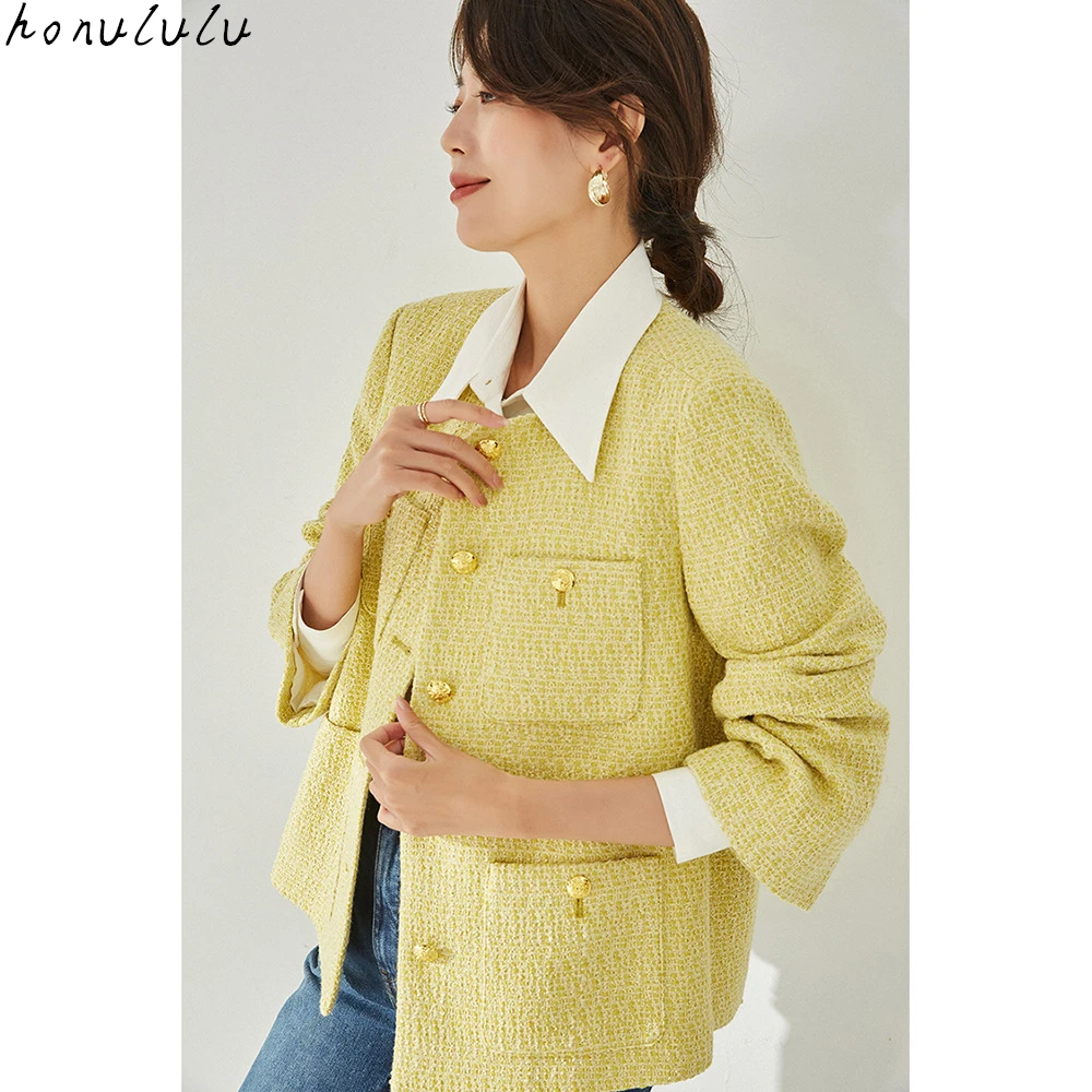 

2021 autumn and winter new loose pocket trumpet sleeves light yellow cotton feeling temperament small fragrance jacket women