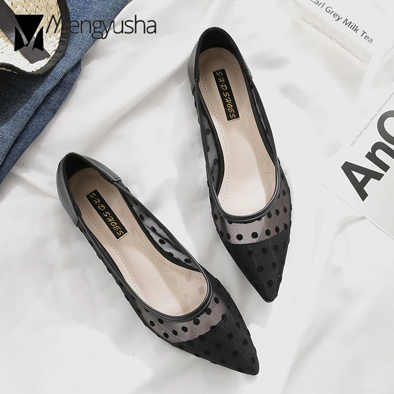 Черно-белые туфли в горошек Женские на плоской подошве с кружевом офисные