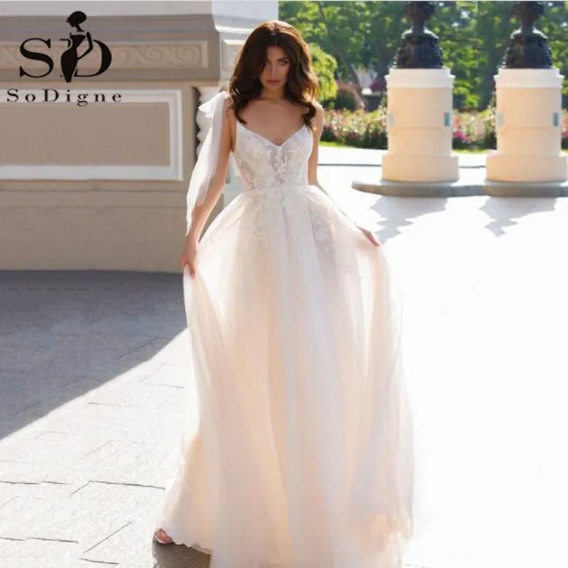 

SoDigne Boho Wedding Dress 2021 Sexy Backless Lace Appliques Tull Princess Bridal Dress Tull Ivory Beach Wedding Gowns