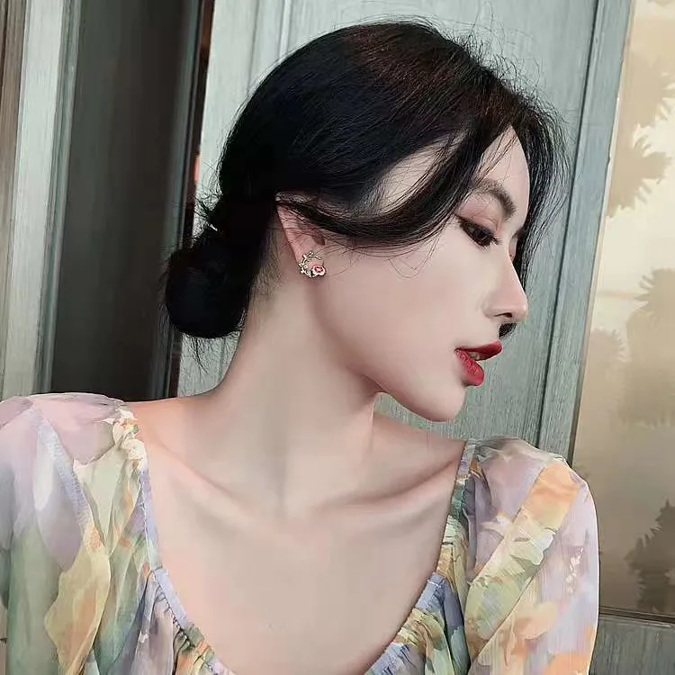 pin French retro literary style earrings flowers and leaves niche personality high sense | Украшения и аксессуары