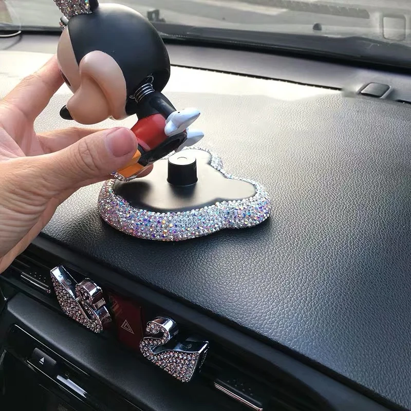 

2020 New Disney Mickey Minnie Car Accessories Fashion Cute Cartoon Car Ornament Diamond Car Decoration Doll Car Accessories Toys