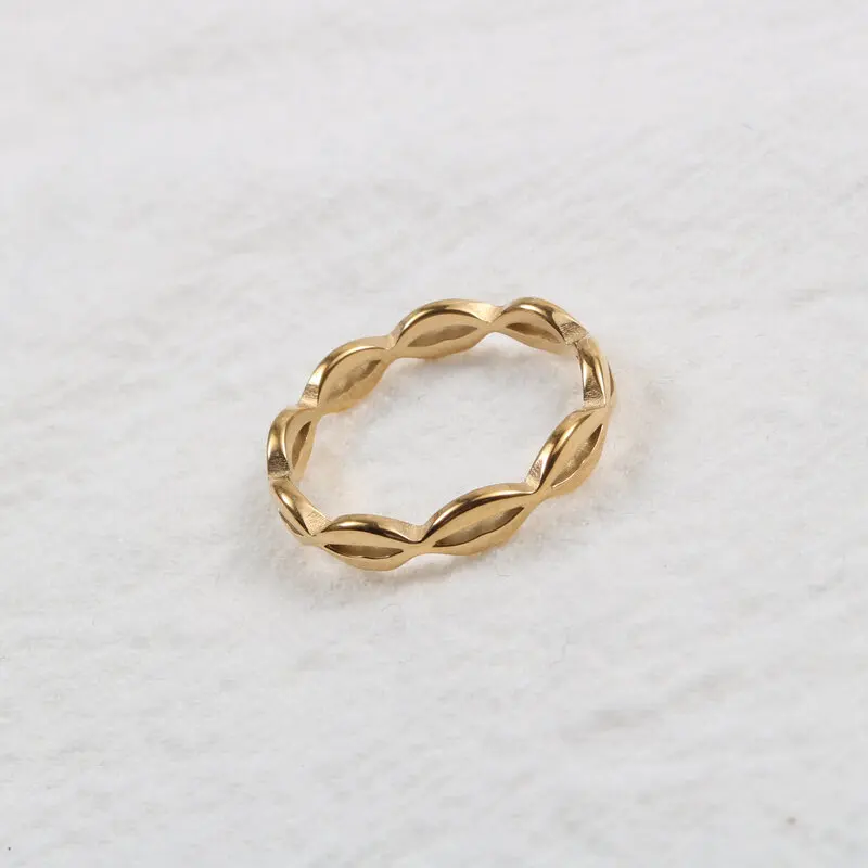 

High End PVD Gold Finish Lip Stainless Steel Rings Drop Shipping