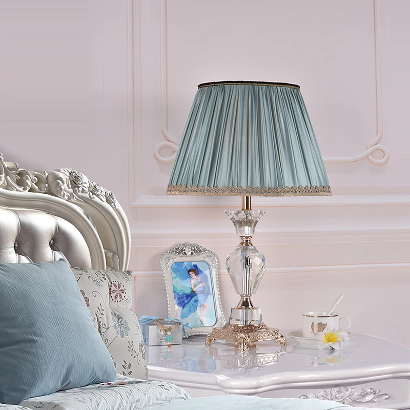 

Crystal Table Lamp Living Room Creativity Indoor Lighting Wedding Room Decoration Power Switch Button Lampara Sobremesa Salon A