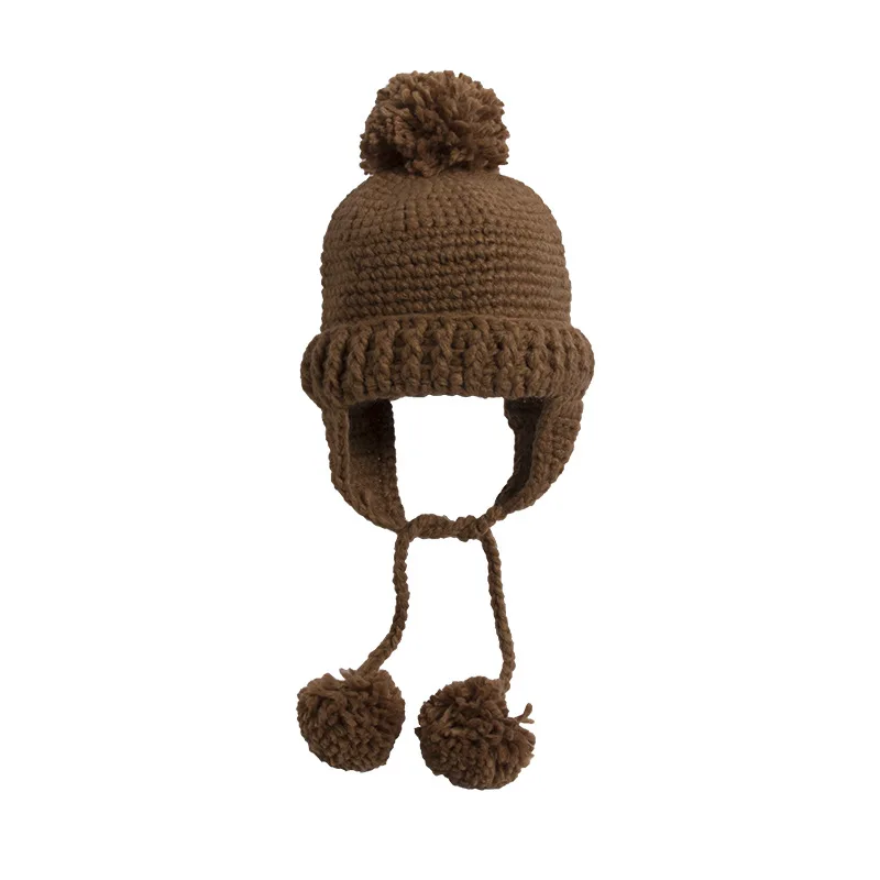 Зимняя вязаная шапка-бомбер однотонная шерстяная шапка с помпоном женская для