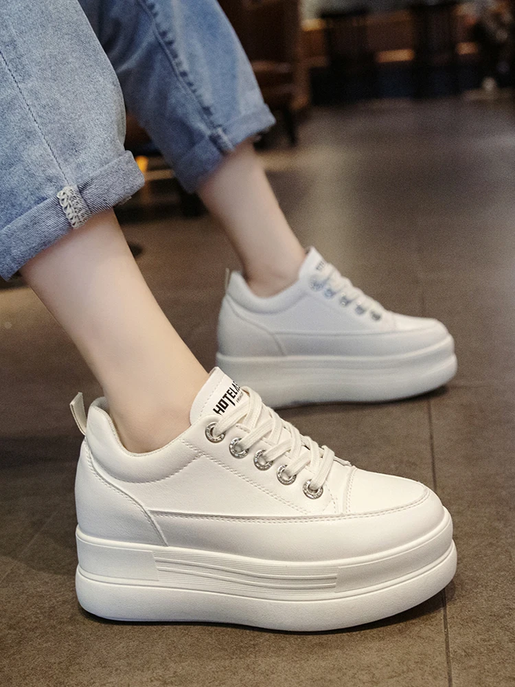 Женские маленькие белые туфли новинка сезона осень 2019 корейский стиль