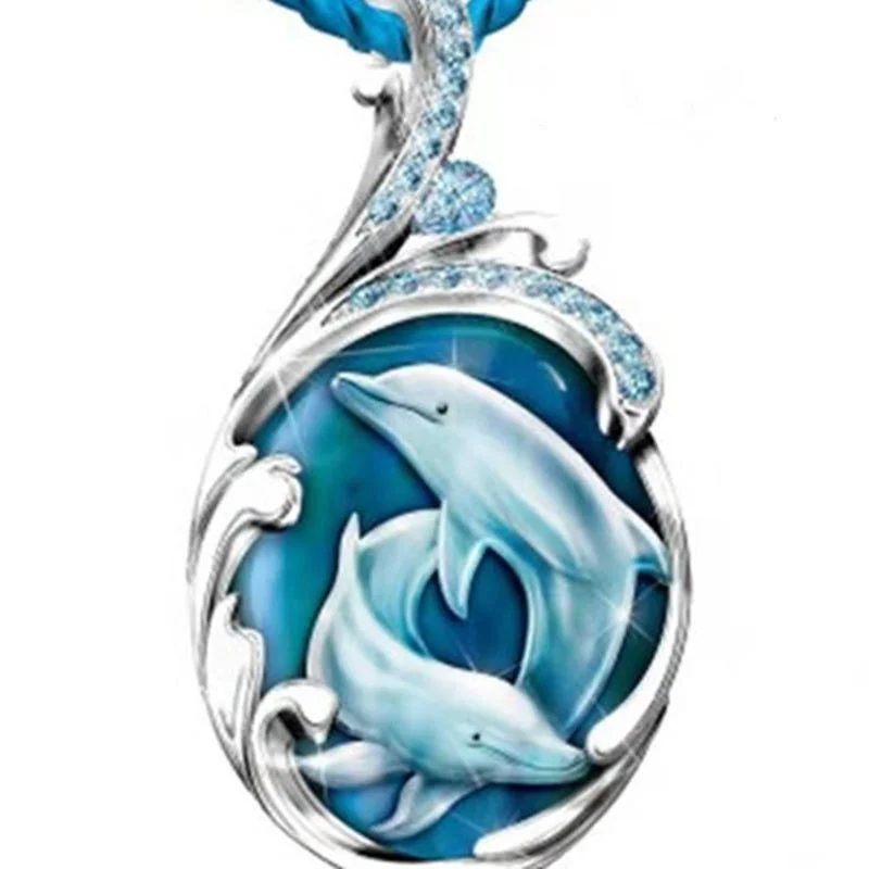 

Fashion Oval Glass Crystal Inlaid Metal Frame Women's Necklace Pendant Graceful Ocean Dolphin Show Crystal Accessories
