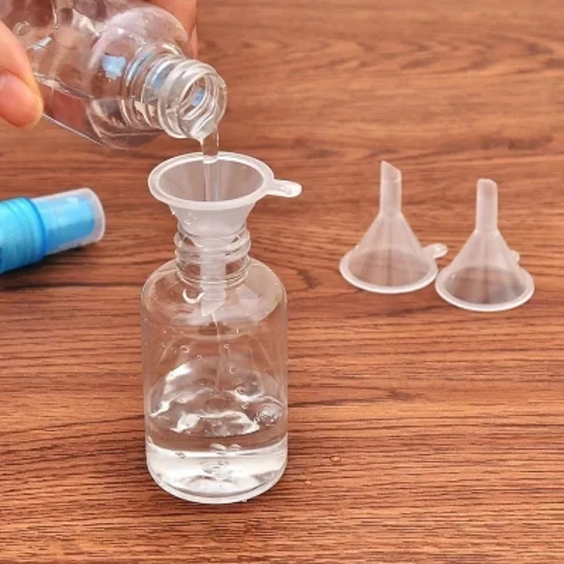 10pcs 2020 New 3 colors Small Plastic For Perfume Bottle Mini Liquid Oil Funnels Lab Kitchen Little Gadgets | Дом и сад